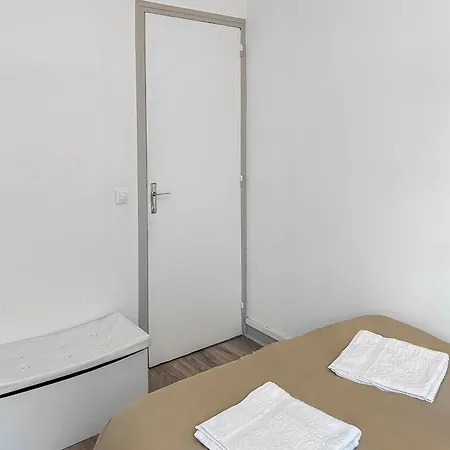 Moderne Avec Wi-fi Et Balcon Apartamento
